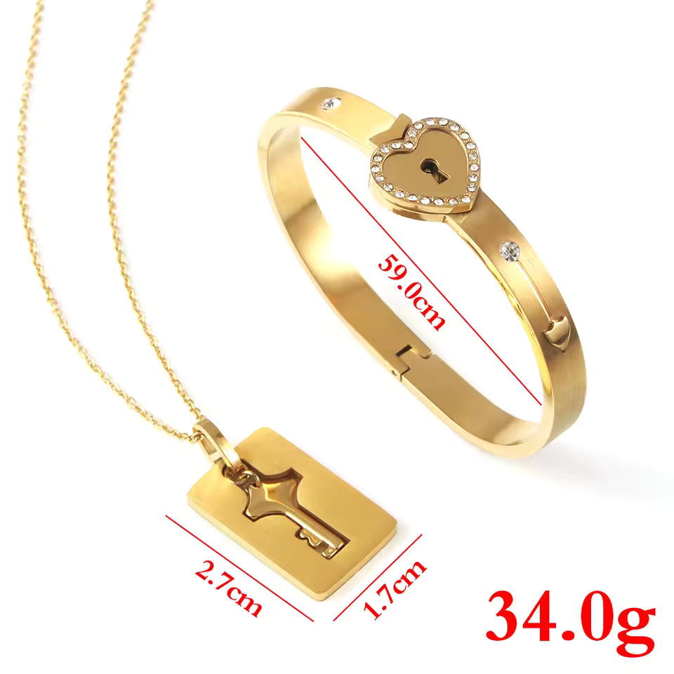Couple Jewelry Set – Heart Lock Bracelet & Key Pendant Necklace. Perfect for Lovers. 2025 Best-Seller.