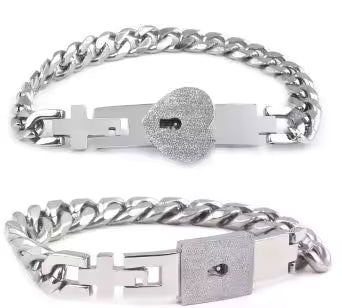 Couple Bracelets for Him and Her – Gold “Lock & Key” Set. Perfect for lovers. Best-seller of 2025.